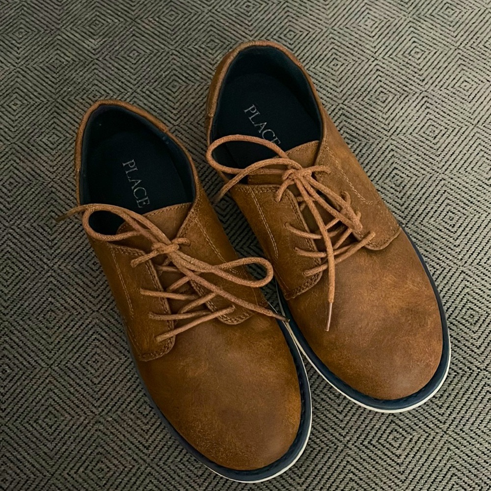 Children’s Place Size 5 Dress Shoes